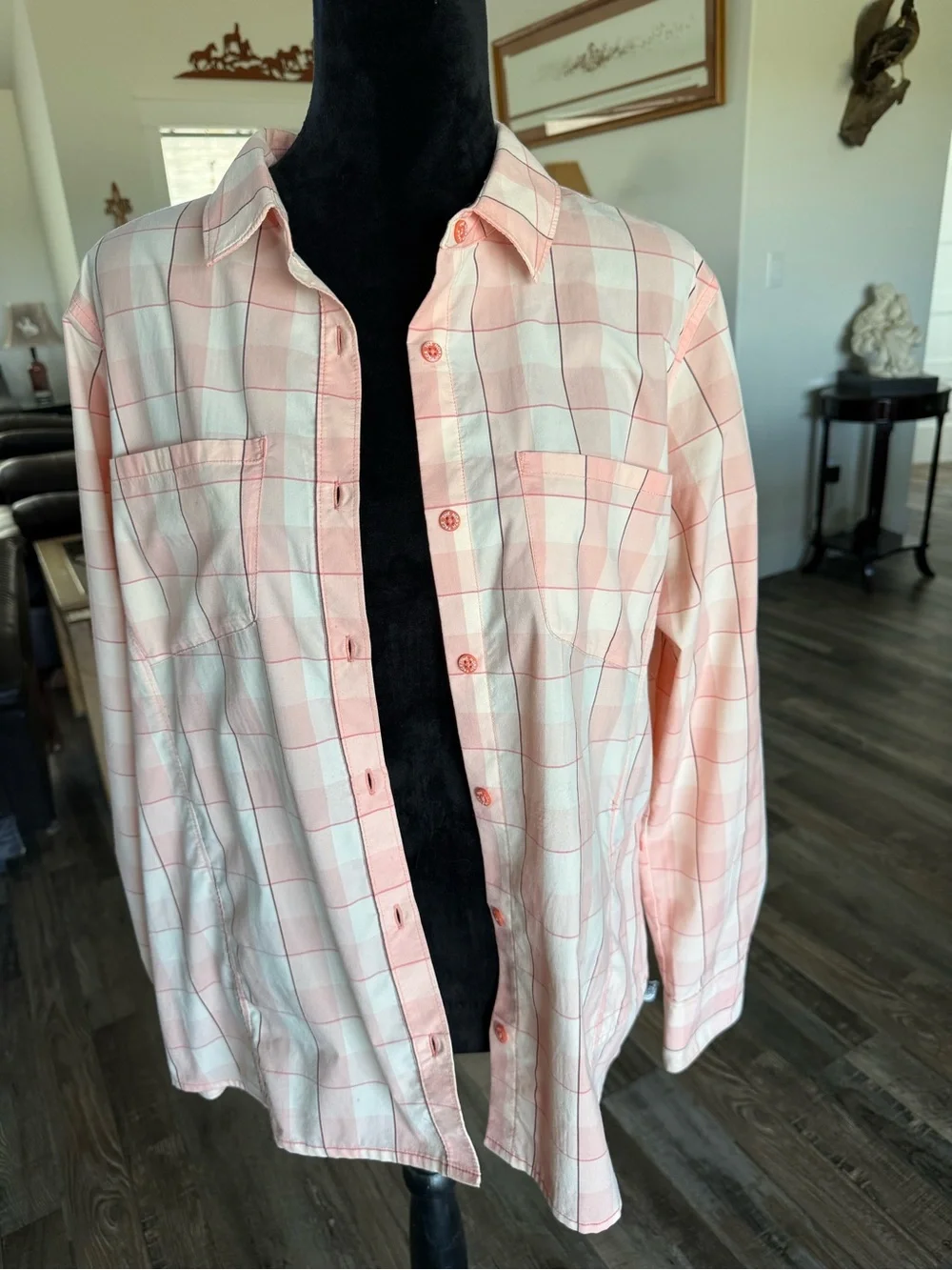 Women’s NORTH FACE Button-Up Sun Protection Shirt - Picture 1 of 4